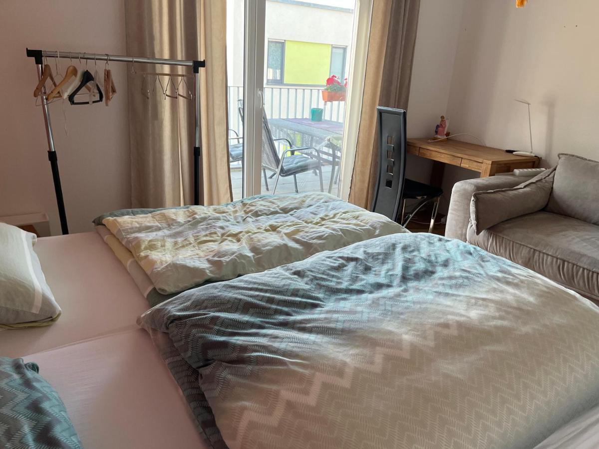 Schoenes Zimmer In Zentraler Lage Ulm Exteriör bild