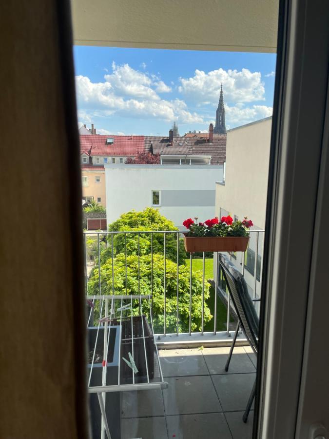 Schoenes Zimmer In Zentraler Lage Ulm Exteriör bild